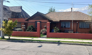 Casa en Venta en Rojas Magallanes con E.E.U.U.