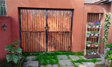 Casa en Venta en Rojas Magallanes con E.E.U.U.