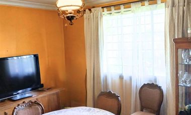 Casa en Venta en Rojas Magallanes con E.E.U.U.