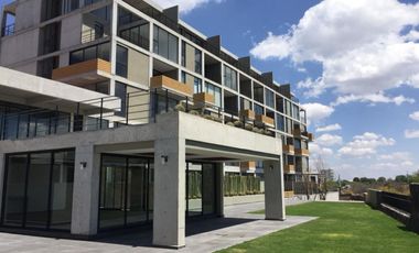 Exclusivos departamentos en pre venta en Zibata con vista al campo de golf