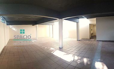 Venta amplio local en Cuajimalpa,