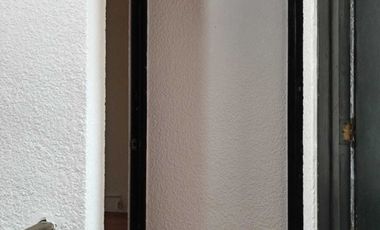 RENTO CASA GEMELA AMPLIADA EN CUMBRES DEL VALLE, TLALNEPANTLA DE BAZ. EDO MEX