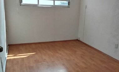 RENTO CASA GEMELA AMPLIADA EN CUMBRES DEL VALLE, TLALNEPANTLA DE BAZ. EDO MEX