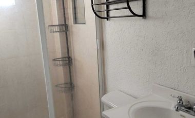 RENTO CASA GEMELA AMPLIADA EN CUMBRES DEL VALLE, TLALNEPANTLA DE BAZ. EDO MEX