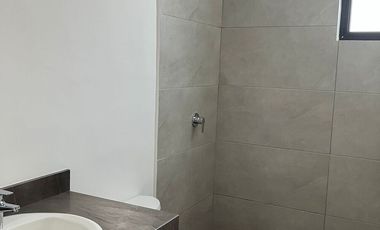 EN VENTA CASA PARA ENTREGA INMEDIATA DE DOS PLANTAS | AIRE PURO, SAN IGNACIO |