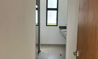 EN VENTA CASA PARA ENTREGA INMEDIATA DE DOS PLANTAS | AIRE PURO, SAN IGNACIO |