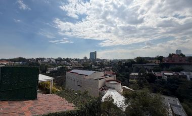 Casa en venta en Bosque de la Lomas. Bosque de Naranjos. Jardin
