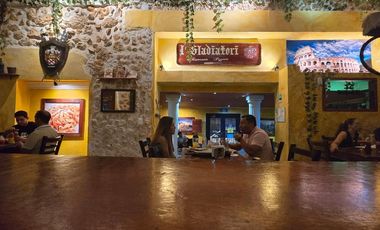 CASA CON RESTAURANTE EN VENTA EN CAMPECHE GUADALUPE