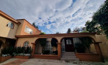 Casa en Venta en San Lucas Xochimanca, Xochimilco, CDMX.