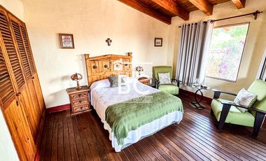 Casa en venta en Tapalpa centro, 2 recámaras y terraza