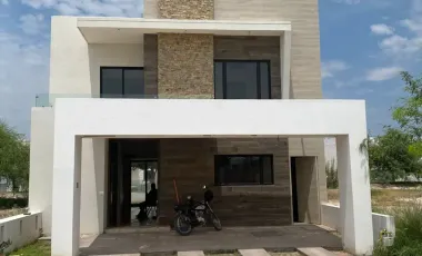 Casa en Venta en Altozano la Nueva Laguna, Gómez Palacio, Durango