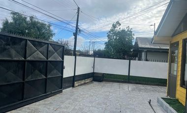 SE VENDE CASA REMODELADA EN VICTORIA