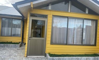 SE VENDE CASA REMODELADA EN VICTORIA