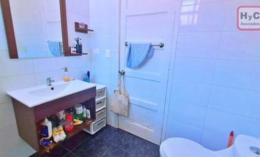 Hogar familiar: luminoso, seguro y con patio