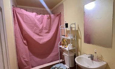 GRAN CASA FAMILIAR DE 6 HABITACIONES EN QUILICURA