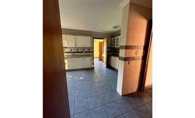 Casa Las Parcelas del Parque, Talca