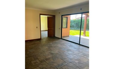 Casa Las Parcelas del Parque, Talca