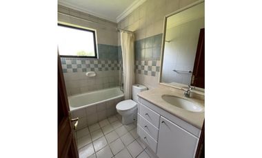 Casa Las Parcelas del Parque, Talca