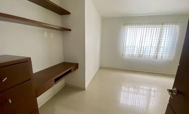 CASA EN RENTA SOLARES SAVEIRA