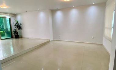 CASA EN RENTA SOLARES SAVEIRA