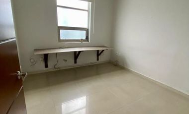 CASA EN RENTA SOLARES SAVEIRA