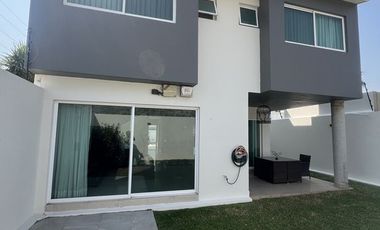 Residencia de Lujo Amueblada en Bosques de Santa Anita