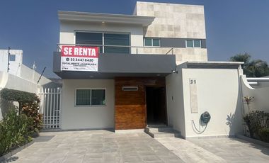 Residencia de Lujo Amueblada en Bosques de Santa Anita