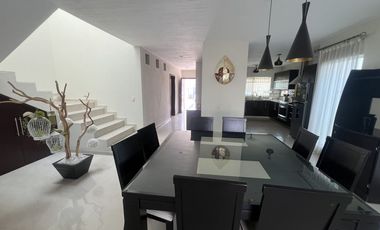 Residencia de Lujo Amueblada en Bosques de Santa Anita