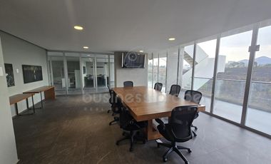 Oportunidad Departamento con JARDIN en VENTA.