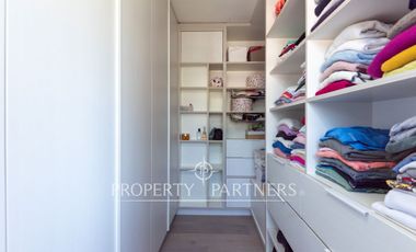 Arriendo, Exclusiva Casa Remodelada, en el mejor sector de providencia.