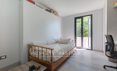 Arriendo, Exclusiva Casa Remodelada, en el mejor sector de providencia.