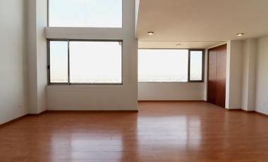DEPARTAMENTO EN RENTA LA PALOMA, PENTHOUSE.