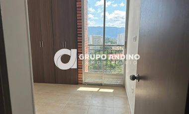 ARRIENDO de APARTAMENTO en BUCARAMANGA