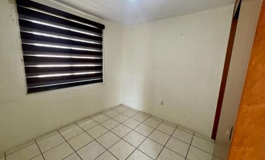 Casa En Renta En Álamo Industrial.