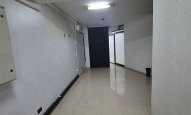 Local Comercial en Venta en YUNGAY 475. Edificio Medico Escorial