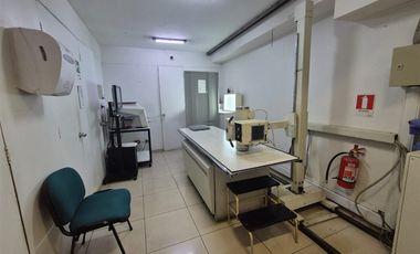 Local Comercial en Venta en YUNGAY 475. Edificio Medico Escorial