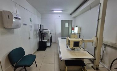 Local Comercial en Venta en YUNGAY 475. Edificio Medico Escorial