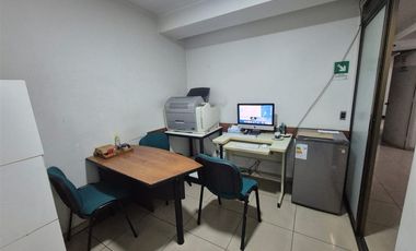 Local Comercial en Venta en YUNGAY 475. Edificio Medico Escorial