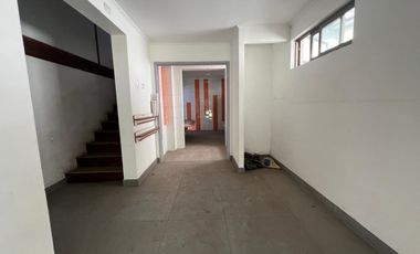 AV. QUEBRADA DE MACUL / AV. TOBALABA