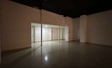 LOCAL EN ARRIENDO EN AV 30 DE AGOSTO/PEREIRA