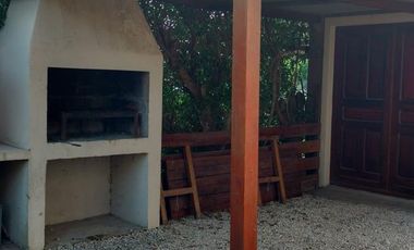 Casa en venta - 4 Dormitorios 2 Baños - Cochera - 968Mts2 - Miramar