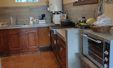 Casa en venta - 4 Dormitorios 2 Baños - Cochera - 968Mts2 - Miramar