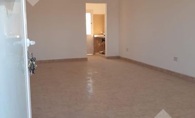 En Venta 3 (o 4) Locales a Estrenar en Fernandez Oro. / Apto para seguir construyendo!!!