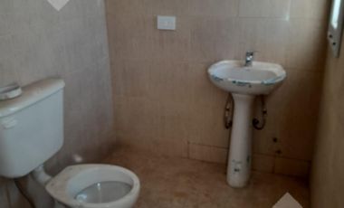 En Venta 3 (o 4) Locales a Estrenar en Fernandez Oro. / Apto para seguir construyendo!!!