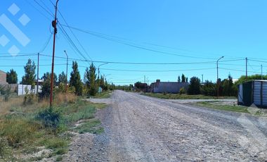 En Venta 3 (o 4) Locales a Estrenar en Fernandez Oro. / Apto para seguir construyendo!!!