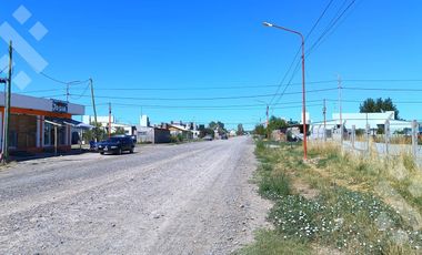 En Venta 3 (o 4) Locales a Estrenar en Fernandez Oro. / Apto para seguir construyendo!!!