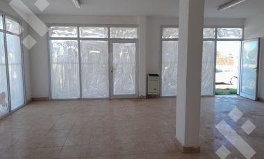 En Venta 3 (o 4) Locales a Estrenar en Fernandez Oro. / Apto para seguir construyendo!!!