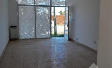 En Venta 3 (o 4) Locales a Estrenar en Fernandez Oro. / Apto para seguir construyendo!!!