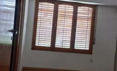 Casa en venta - 4 Dormitorios 4 Baños - Cochera - 950Mts2 - José C. Paz