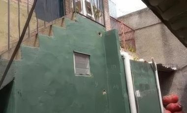 Casa en venta - 6 Dormitorios 4 Baños - 230Mts2 - Don Torcuato